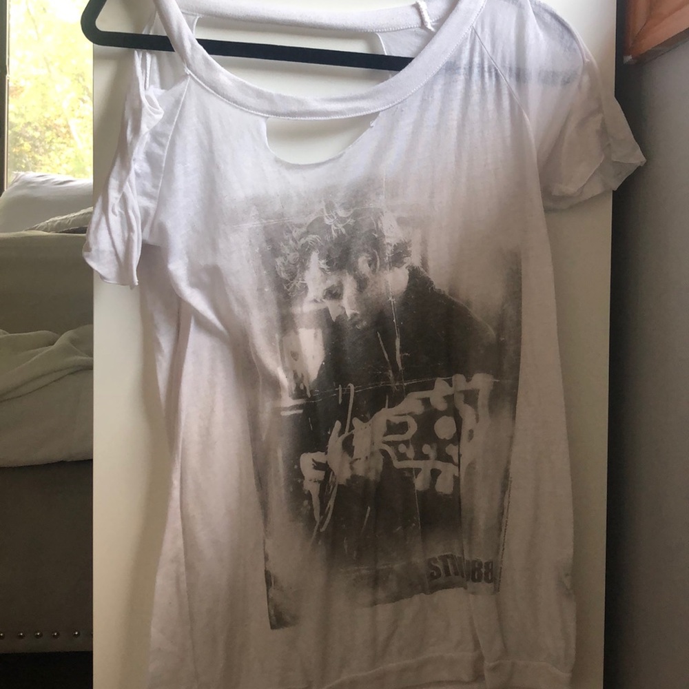 CHASER DISTRESSED STING T SHIRT